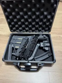 専用出品中　H&K MP5K クルツ カスタム、メンテ、メタルリペイント済み H&K MP5K HC（ハイサイクルカスタム）｜東京マルイ｜電動ガン
