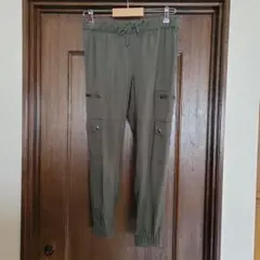 バナナリパブリック　カーゴパンツ Mサイズ