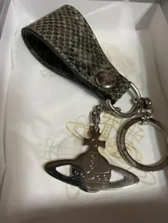 ãæªäœ¿çšããŽã£ãŽã£ã¢ã³ãŠãšã¹ããŠãããã¬ãžã§ãã ã·ã£ãã¬ãŒã³ãããŒãã«ããŒ