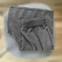 ニット　ウール100% ハーフパンツブラウン系　秋冬活躍　スティーブンアラン