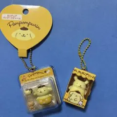 サンリオ　ミニチュアパッケージチャーム　２つセット