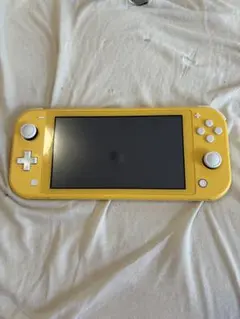 Nintendo Switch Lite イエロー 本体