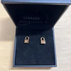 Versace メデューサ パドロック ピアス