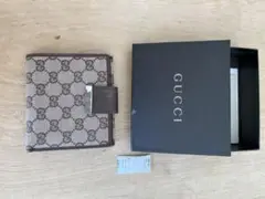 グッチの折財布
