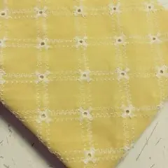 イエロー　クロス　コットンレース刺繍生地　98✖️63