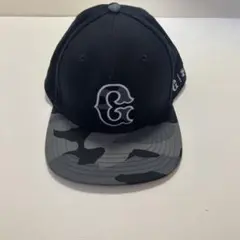 巨人　Under Armour 黒 迷彩 キャップ
