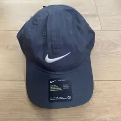 【新品】Nike ダークグレー キャップ トドラー用