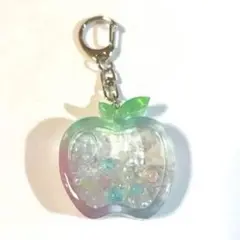 レジンキーホルダー　りんご