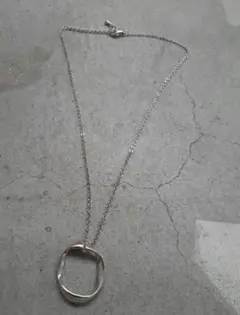リングネックレス