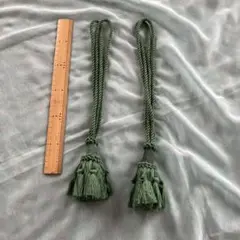 カーテンタッセル