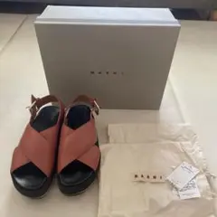マルニ サンダル