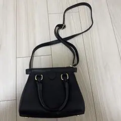 NOBLE 黒【AULENTTI/オウレンティ】リアルレザー ショルダーバッグ