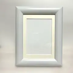 小物入れ付きフォトスタンド　ホワイト