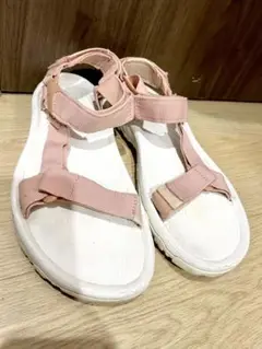 【Teva ×ギャルソン貴重なサンダル】