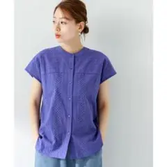 美品✨　ロイヤルブルー❤️　サニーレーベル　バンドカラーコットンレースシャツ