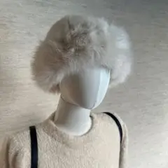 クリーム色のファー 帽子