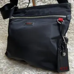 【美品】トゥミ　TUMI ショルダーバッグ　サコッシュ　ナイロン　ブラック　黒