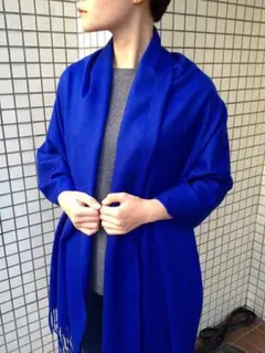 新品☆ JOHNSTONS 激レアカラー☆ 大判ストール エレクトリックブルー