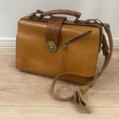 ドイツ製LeDer WOLFレダーウォルフショルダーバッグ