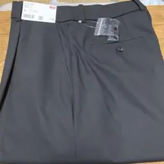 UNIQLO タックワイドパンツ