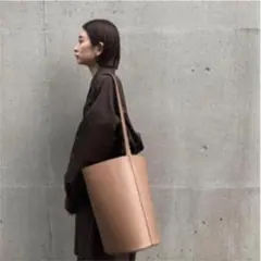 リムアーク Leather bucket shoulder bag
