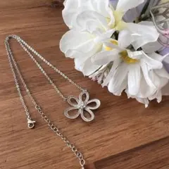 2点セット フラワーモチーフ ネックレス ピアス VCA ヴァンクリ