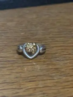 ティファニー 指輪 ハート リボン