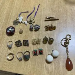 ビンテージ　昭和レトロなアクセサリー