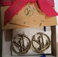 ルイヴィトン ブックル ドレイユ・フープ ルイーズ中古