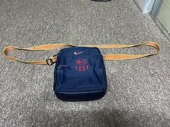 【中古】ナイキ　バルセロナ肩掛けバック紺