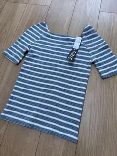 新品　タグ付き　ルーニィー　オフショルダー　ボーダー