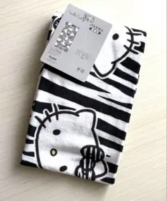 ハローキティ　バスタオル　ゼブラ柄　　　　　　 　　　　　　　サンリオ　アベイル
