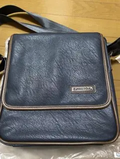 値下げしました！　ハミルトン　ショルダーバッグ　紺