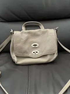 ZANELLATO POSTINA レザーショルダーバッグ グレージュ
