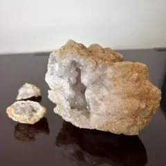 水晶 ジオード