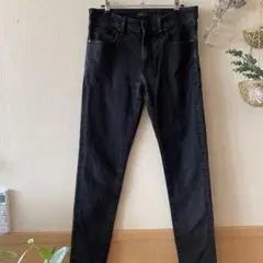 ユニクロ　ブラックデニム