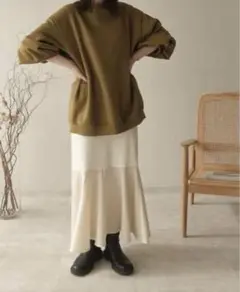 Alumu. エルム satin docking skirt