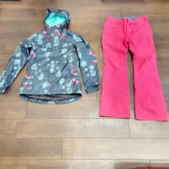 ★美品★ VOLCOM スノーボードジャケットとパンツセット