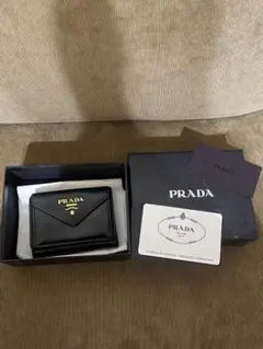 PRADA 財布 ブラック