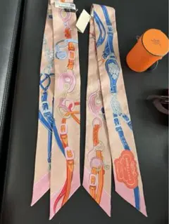 エルメスHERMES ツイリー　ジャンピング　2本セット 2025年最新】エルメスツイリー2本の人気アイテム - メルカリ