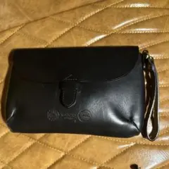 GANZO ブラック ミニクラッチバッグ　厚めの革でしっかりしています。