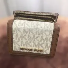 MICHAEL KORS 三つ折り財布