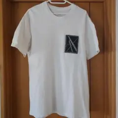 Armani Exchange ホワイト Tシャツ