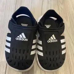 adidas ベビーサンダル ブラック　13cm