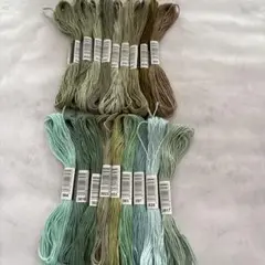 刺繍糸　１８本セット　くすみグリーンカラー　ミサンガ　刺し子　ステッチ