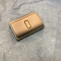 マークジェイコブス ミニ三つ折り財布