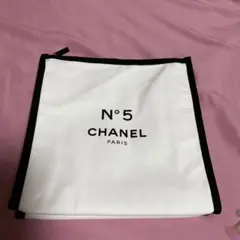 CHANELBEAUTEノベルティポーチ