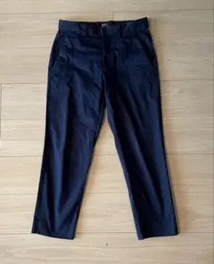 【美品】A.P.C. アーペーセ　クロップドパンツ　ネイビー