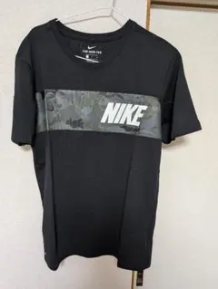 NIKE　Tシャツ　ブラックＬ