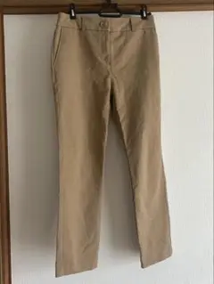 ベージュ チノパン レディース